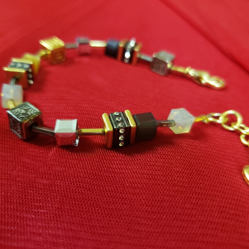 Gorgeous and delicately designed bracelet